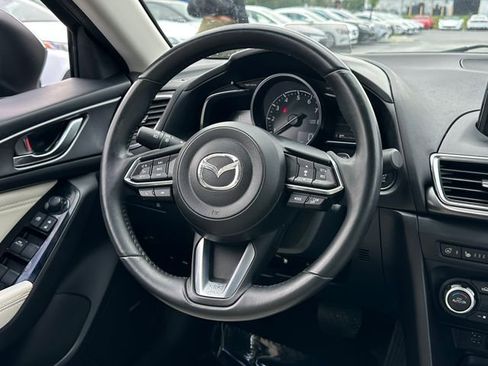 Used 2017 MAZDA MAZDA3 Grand Touring w/ Premium Equipment Package FWD image 18