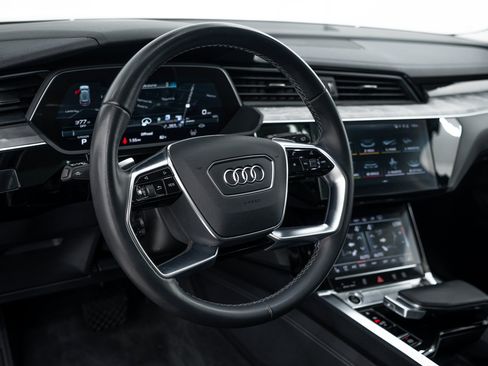 Certified 2024 Audi Q8 e-tron Premium Plus AWD/4WD image 9