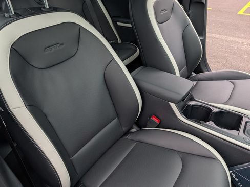 New 2026 Kia K4 GT-Line Turbo w/ GT-Line Premium Package FWD image 33