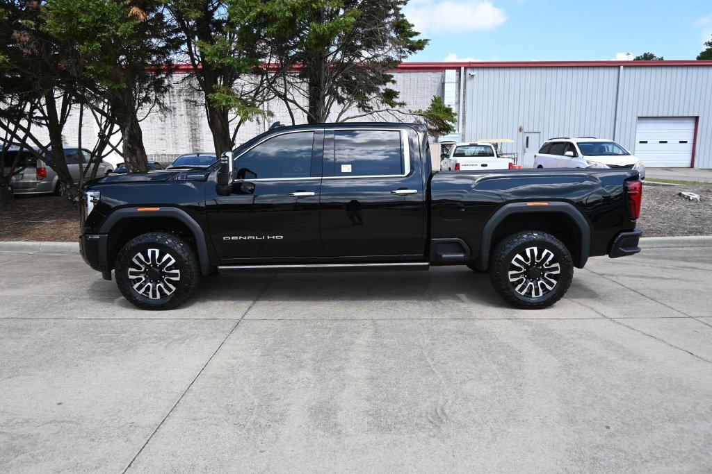 Used 2025 GMC Sierra 2500 Denali Ultimate AWD/4WD image 27