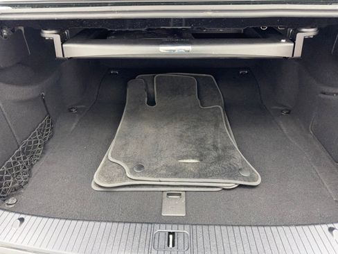 Used 2014 Mercedes-Benz E 350 Sedan image 43