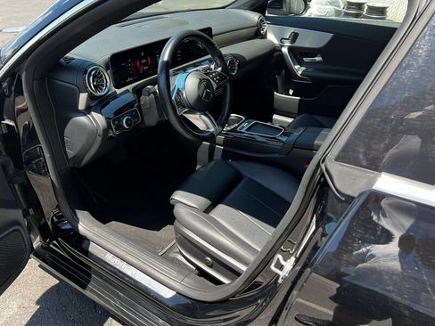 Used 2025 Mercedes-Benz CLA 250 4MATIC image 16