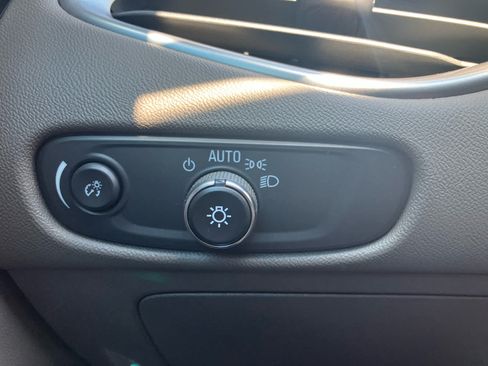 Used 2025 Chevrolet Malibu LT FWD image 14