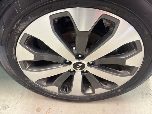Used 2021 Kia Telluride S AWD/4WD image 32