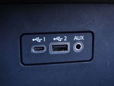 Used 2025 Nissan Altima 2.5 SV FWD image 26