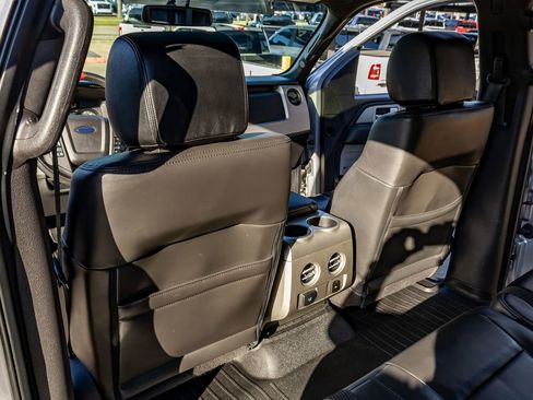 Used 2013 Ford F150 Raptor w/ Luxury Equipment Group image 33