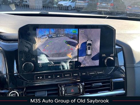 Certified 2023 Nissan Pathfinder Platinum w/ Lighting Package (N92) image 14