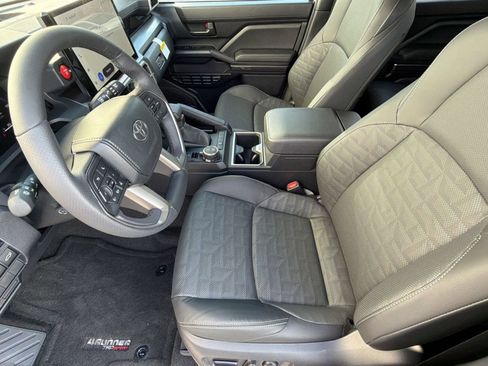 Used 2026 Toyota 4Runner TRD Sport Premium AWD/4WD image 5