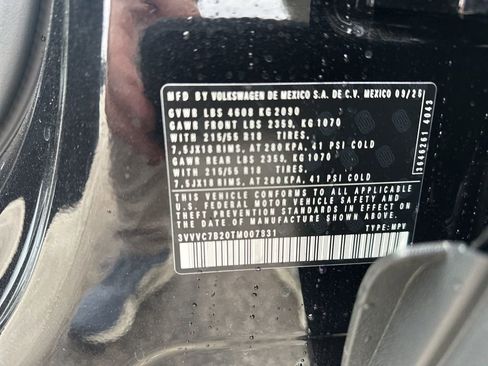 New 2026 Volkswagen Taos SE image 30