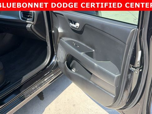 Used 2022 Kia Rio LX image 31