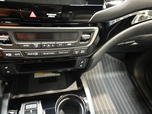 Used 2021 Honda Passport Elite image 17