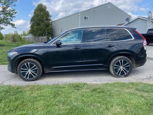 Used 2020 Volvo XC90 T6 Momentum AWD/4WD image 2