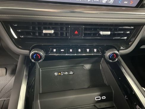 New 2025 Chevrolet Tahoe Premier image 18