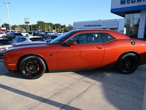Used 2023 Dodge Challenger SRT Hellcat image 4