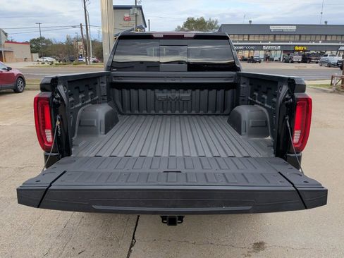New 2026 GMC Sierra 1500 SLT image 43