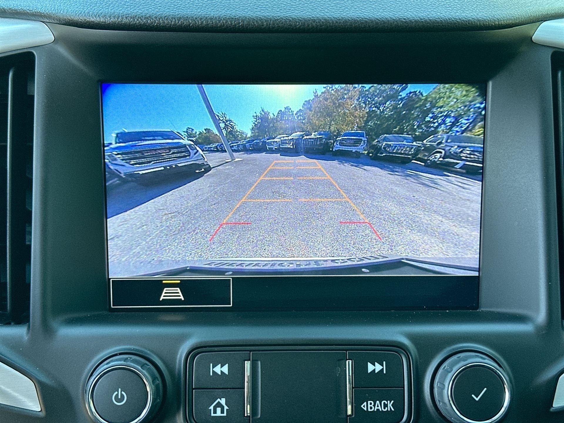 Used 2023 GMC Terrain SLT w/ Elevation Edition FWD image 15