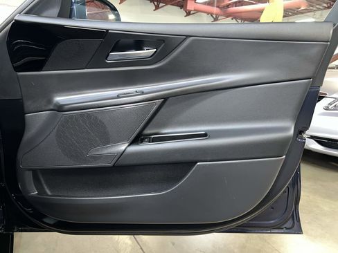 Used 2019 Jaguar XE image 68