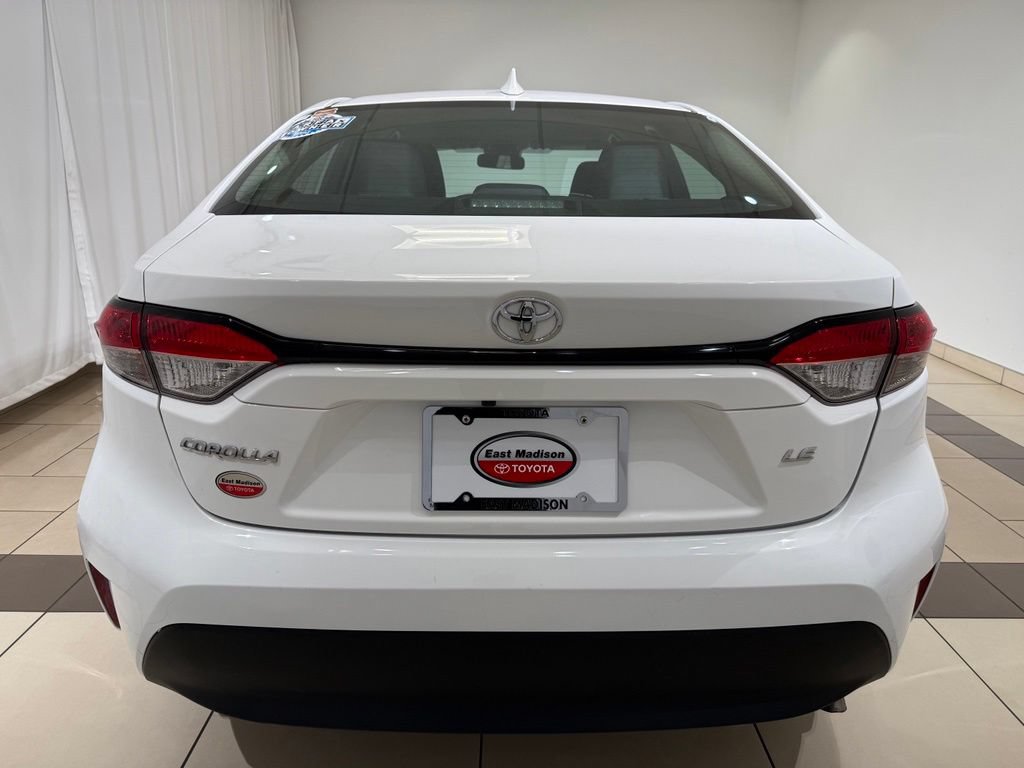 Certified 2024 Toyota Corolla LE FWD image 4