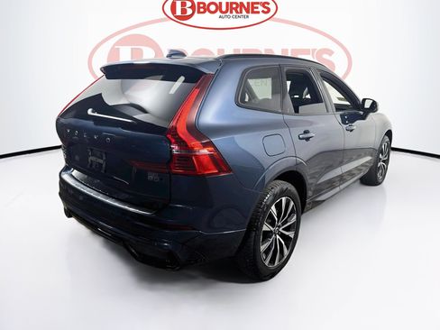 Used 2024 Volvo XC60 B5 Core w/ Protection Package Premier AWD/4WD image 11