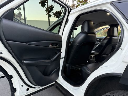 Used 2022 MAZDA CX-30 AWD 2.5 S w/ Select Package image 12