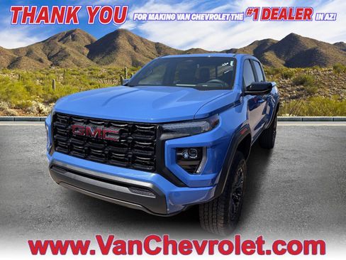 Used 2025 GMC Canyon Elevation RWD image 1