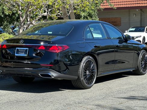 New 2026 Mercedes-Benz E 450 4MATIC Sedan image 9