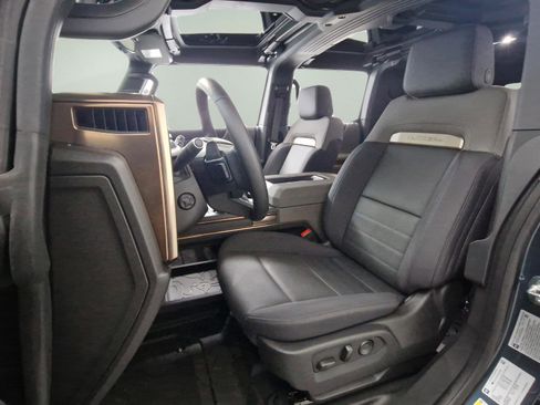 New 2025 GMC Hummer EV 2X w/ LPO, Dark Essentials Package image 14
