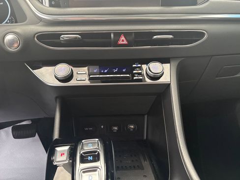 Used 2020 Hyundai Sonata SEL w/ Convenience Package FWD image 22
