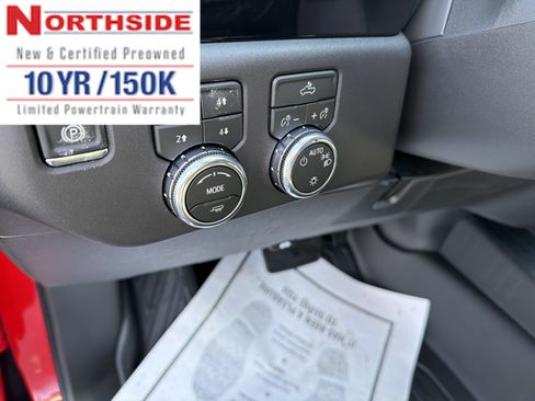 New 2026 GMC Sierra 1500 SLE AWD/4WD image 17