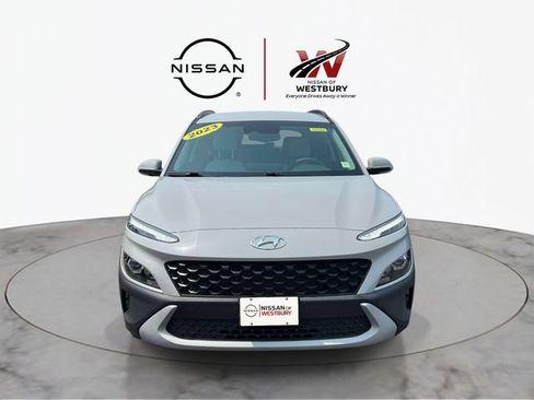 Used 2023 Hyundai Kona SEL w/ Cargo Package AWD/4WD image 2