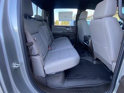 New 2026 GMC Sierra 2500 SLT image 21