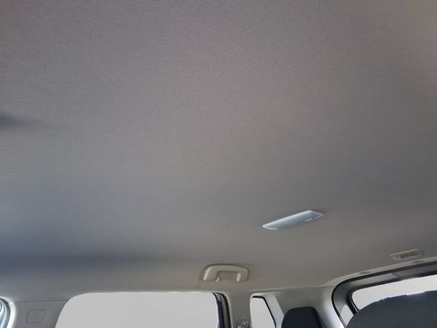 Used 2026 Nissan Rogue S FWD image 23