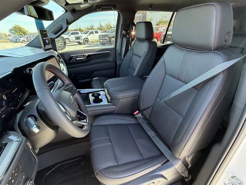 New 2026 Chevrolet Tahoe RST image 21