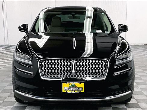 Used 2022 Lincoln Nautilus Reserve AWD/4WD image 4