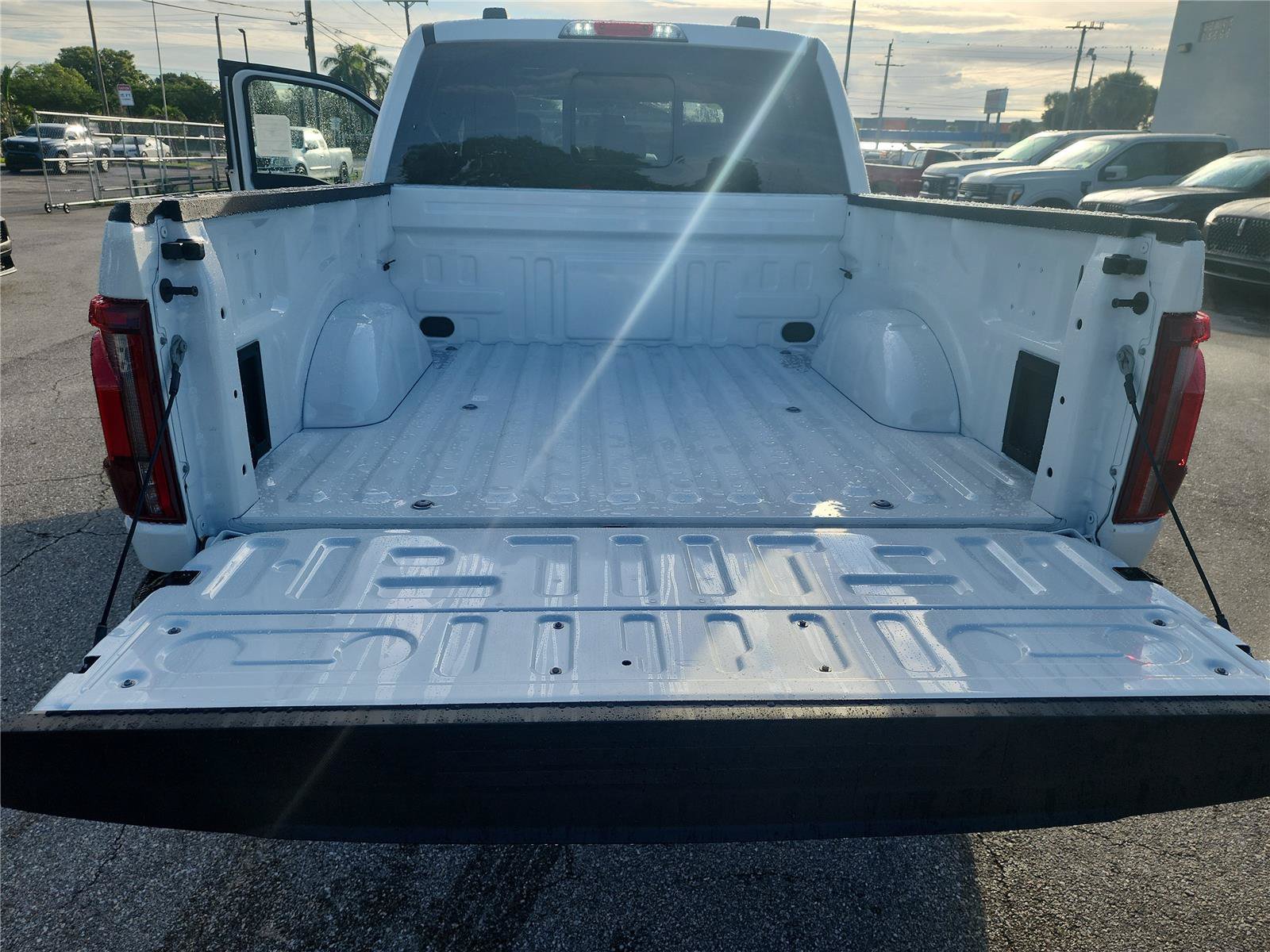 New 2026 Ford F150 Lariat w/ Equipment Group 502A High AWD/4WD image 25