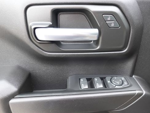 Used 2024 Chevrolet Silverado 1500 Custom w/ LPO, Dark Essentials Package AWD/4WD image 16