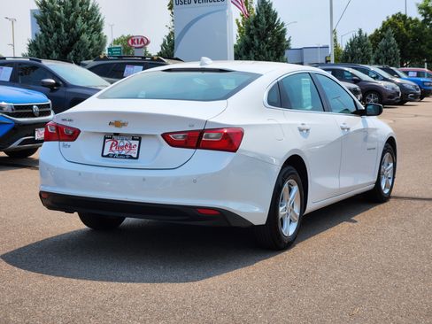 Used 2024 Chevrolet Malibu LT FWD image 3