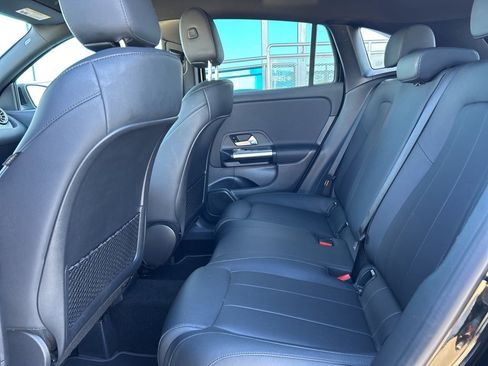 Used 2024 Mercedes-Benz GLA 250 image 11