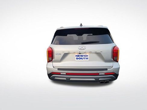 Used 2023 Hyundai Palisade SEL image 4