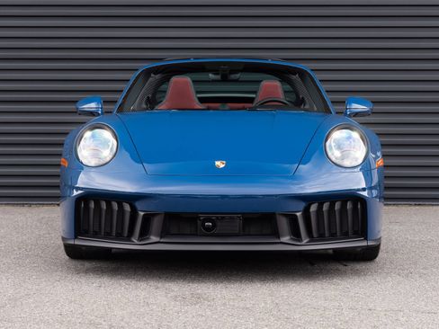 Certified 2025 Porsche 911 Targa 4 GTS AWD/4WD image 8