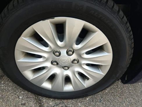 Used 2013 Chrysler 200 LX FWD image 28