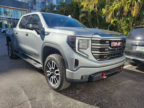 Used 2023 GMC Sierra 1500 AT4 w/ AT4 Premium Package image 5