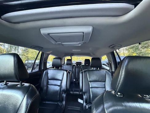 Used 2019 Honda Pilot Touring image 42