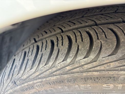 Used 2023 Acura Integra A-Spec image 3