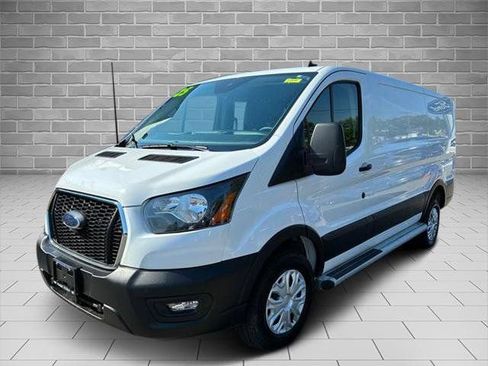 Certified 2025 Ford Transit 250 Low Roof w/ Exterior Upgrade Package RWD image 7