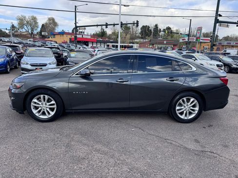 Used 2017 Chevrolet Malibu LT image 5