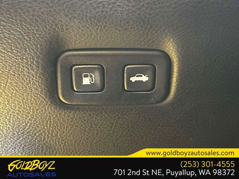 Used 2006 Chevrolet Corvette Coupe w/ Preferred Equipment Group RWD image 26