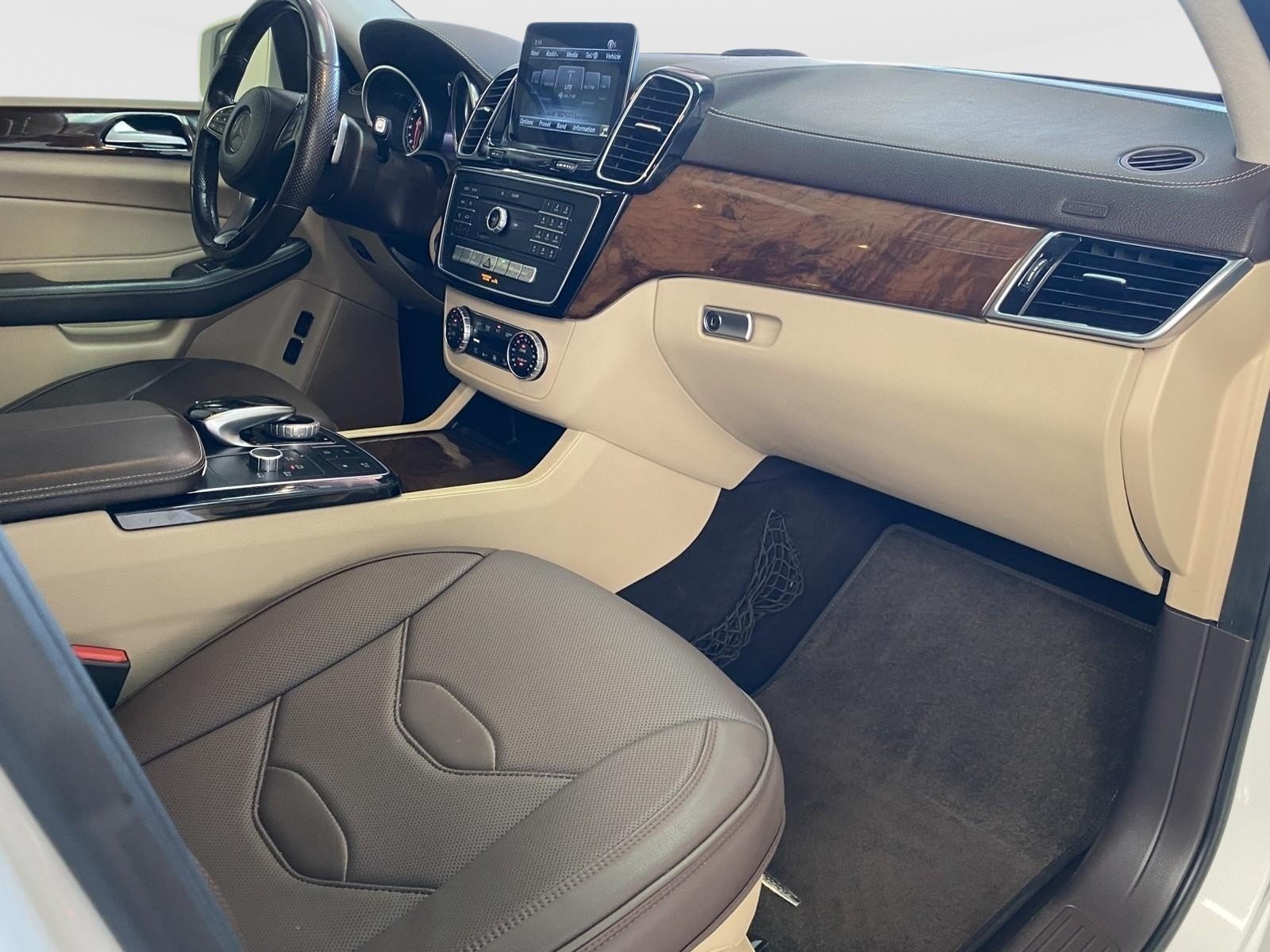 Used 2018 Mercedes-Benz GLS 450 4MATIC image 8