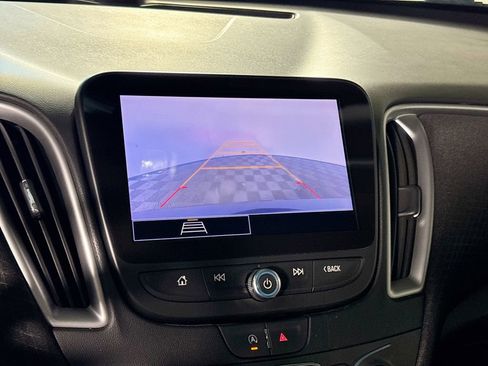 Used 2023 Chevrolet Malibu LT image 16