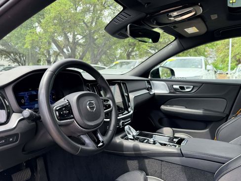 Certified 2024 Volvo V60 T8 Polestar image 10
